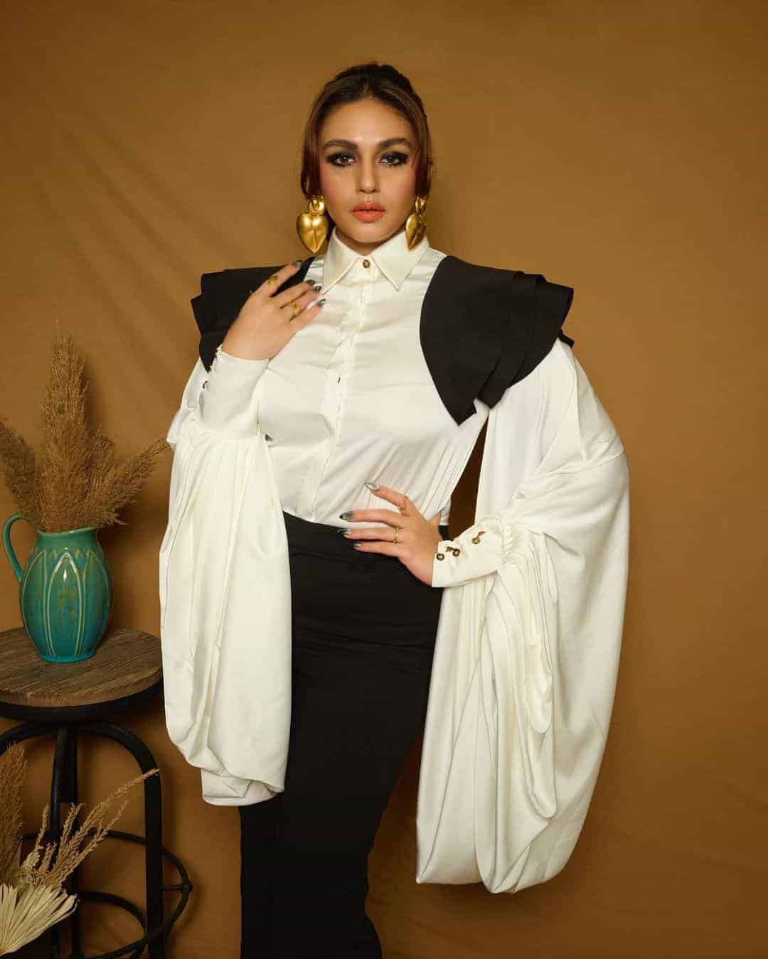 Huma Qureshi In Glam Outfits