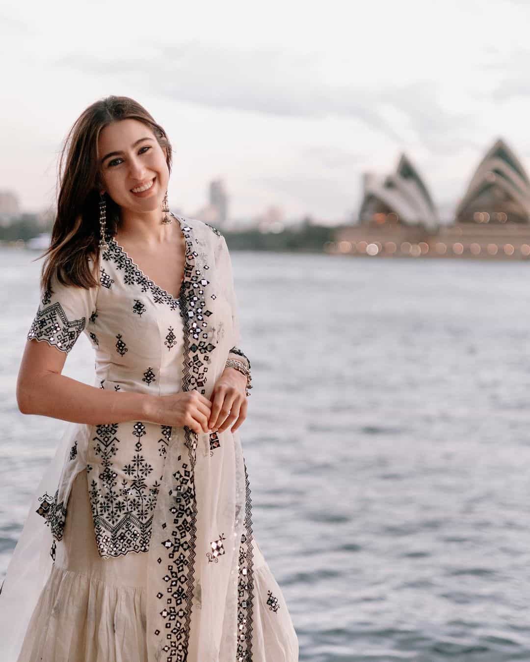 A Peek Into Sara Ali Khans Sydney Trip